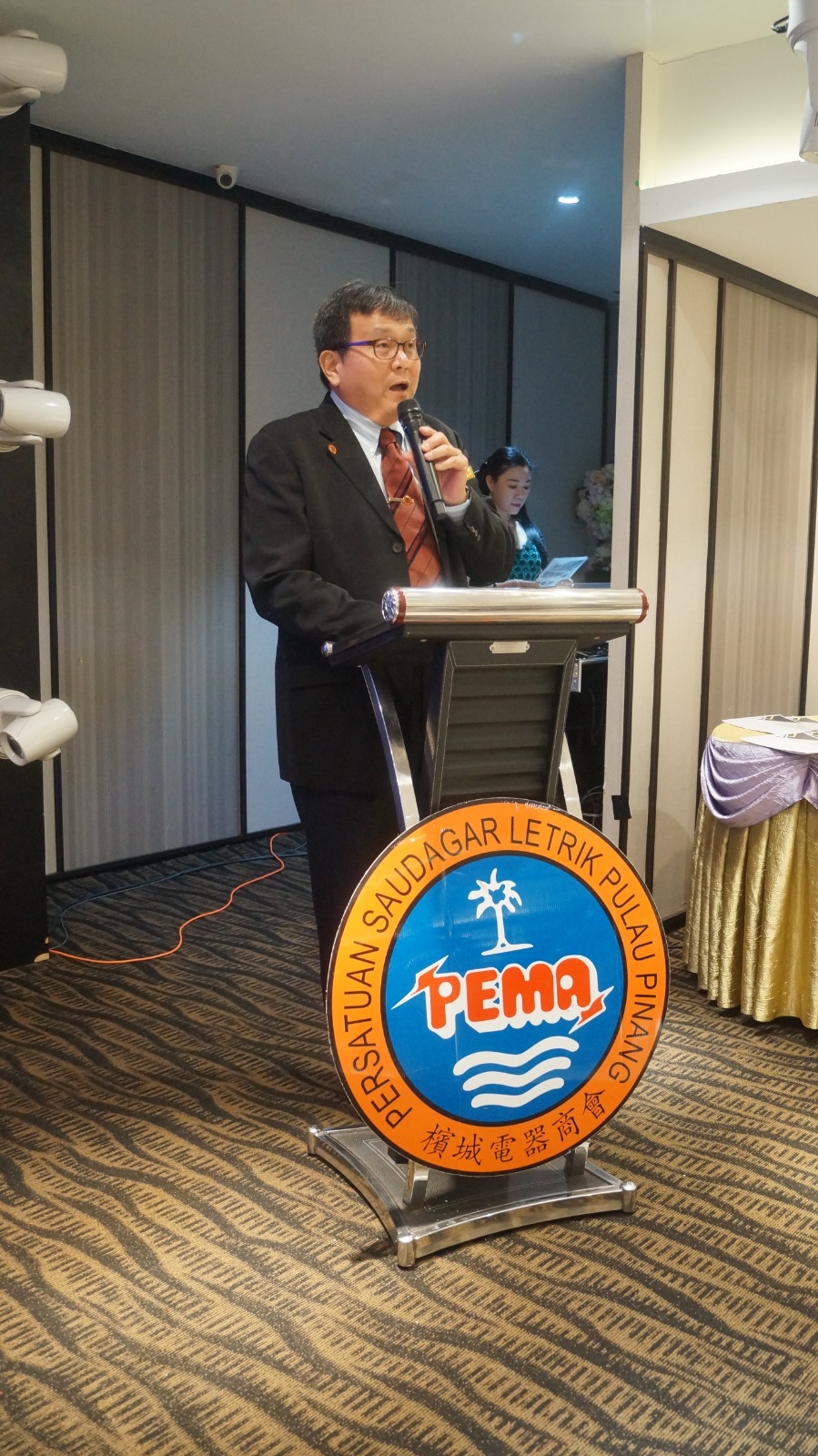 PEMA President Mr. Neoh Boon Tong delivering his opening address